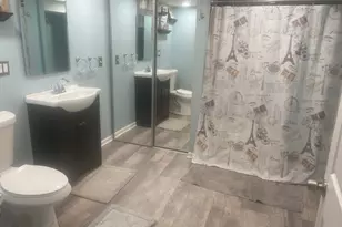 8212 S Crandon Ave, Chicago, IL 60617 - Photo 4