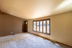 1305 93rd Ave, Kenosha, WI 53144 - Photo 10