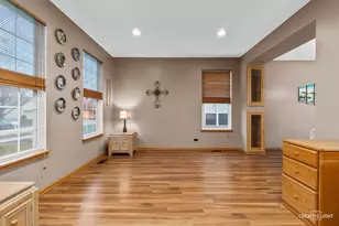 2979 Arbor Ln, Aurora, IL 60502 - Photo 4