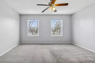 8313 High Point Cir, Darien, IL 60561 - Photo 18