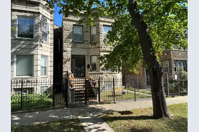 747 S Kenneth Avenue, Chicago, IL 60624 - Photo 2