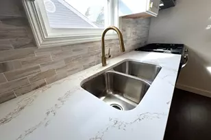 455 Buffalo Ave, Calumet City, IL 60409 - Photo 8