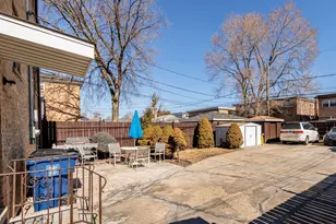 1933 N 18th Ave, Melrose Park, IL 60160 - Photo 6