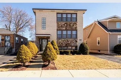 1933 N 18th Avenue, Melrose Park, IL 60160 - Photo 2