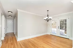 230 Bayshore Dr, Lake Bluff, IL 60044 - Photo 6