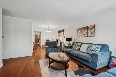 8940 Lamon Avenue, Skokie, IL 60077 - Photo 14