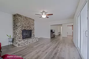 730 Ashley Ct, Hoffman Estates, IL 60169 - Photo 12