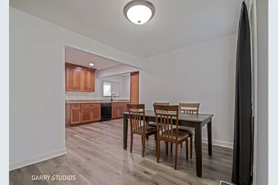 730 Ashley Court, Hoffman Estates, IL 60169 - Photo 14