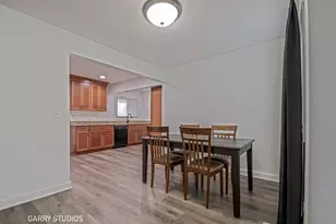 730 Ashley Ct, Hoffman Estates, IL 60169 - Photo 14