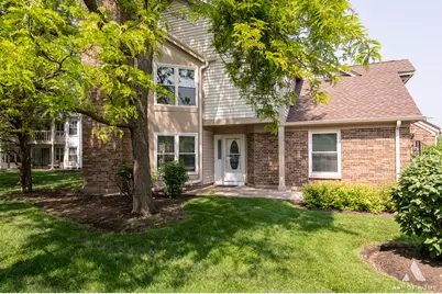 61 Willow Parkway #61, Buffalo Grove, IL 60089 - Photo 2