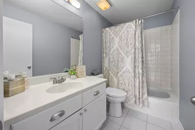 815 Leicester Road #219, Elk Grove Village, IL 60007 - Photo 18