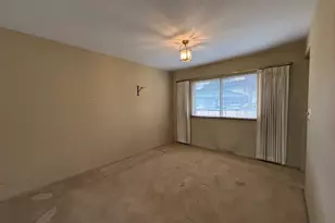 1305 W Mulberry Ln, Arlington Heights, IL 60005 - Photo 4