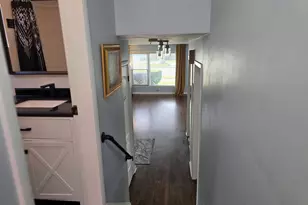 8955 S Cornell Ave, Chicago, IL 60617 - Photo 20