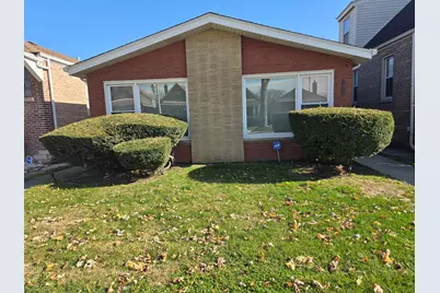 8955 S Cornell Avenue, Chicago, IL 60617 - Photo 1