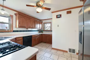 6 S Wa Pella Ave, Mount Prospect, IL 60056 - Photo 10