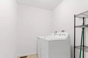 25138 Presidential Ave, Plainfield, IL 60544 - Photo 28