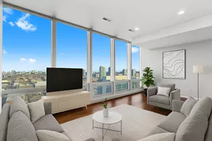 500 W Superior St, Chicago, IL 60654 - Photo 2