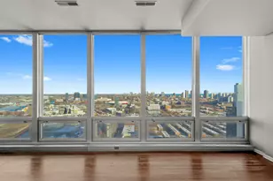 500 W Superior St, Chicago, IL 60654 - Photo 4