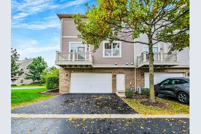 1090 Maubert Court, Carol Stream, IL 60188 - Photo 2