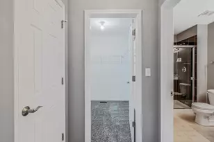 1090 Maubert Ct, Carol Stream, IL 60188 - Photo 30