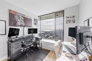 5455 N Sheridan Rd, Chicago, IL 60640 - Photo 14