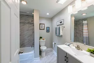 [Address not provided], Brookfield, IL 60513 - Photo 12