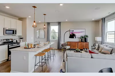 320 Kingsport Drive, South Elgin, IL 60177 - Photo 12