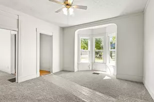 1227 Chestnut St, Rockford, IL 61102 - Photo 8