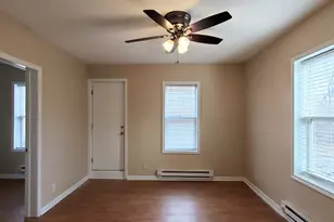 839 N Broadway St, Joliet, IL 60435 - Photo 4