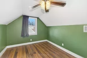 9435 S 78th Ave, Hickory Hills, IL 60457 - Photo 14