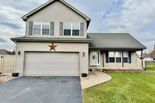 516 Chestnut Ln, Peotone, IL 60468 - Photo 1
