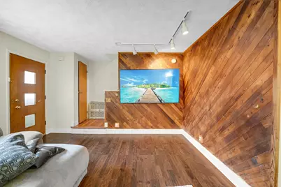 706 E Shabonee Trail, Mount Prospect, IL 60056 - Photo 10