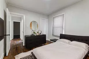 10211 S Yale Ave, Chicago, IL 60628 - Photo 8