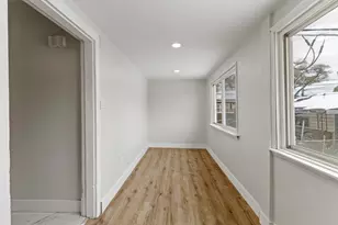 10211 S Yale Ave, Chicago, IL 60628 - Photo 16