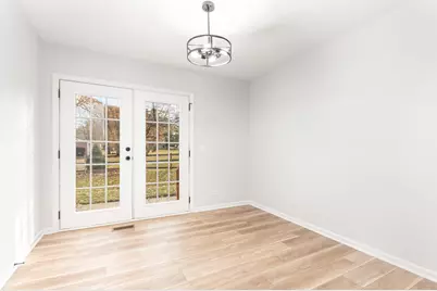 2S261 Sanchez Drive, Warrenville, IL 60555 - Photo 8