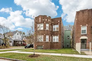 3057 E 79th Pl, Chicago, IL 60617 - Photo 2