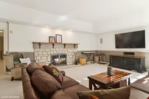 65 Round Barn Rd, Barrington Hills, IL 60010 - Photo 36