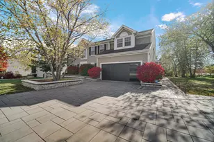 3087 Haven Ln, Lindenhurst, IL 60046 - Photo 2