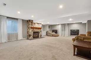 3087 Haven Ln, Lindenhurst, IL 60046 - Photo 24