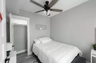 2039 W 23rd St, Chicago, IL 60608 - Photo 20