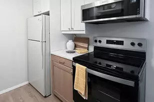 124 N Whistler Ave, Freeport, IL 61032 - Photo 10