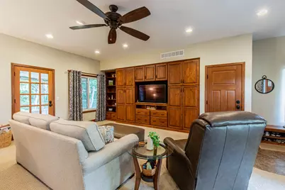 1025 S Euclid Avenue, Princeton, IL 61356 - Photo 12