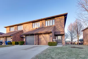 1354 W Byron Ave, Addison, IL 60101 - Photo 2