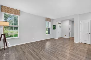 1001 Draper Rd, McHenry, IL 60050 - Photo 4