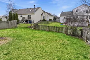 658 Anderson Dr, Lake in the Hills, IL 60156 - Photo 30