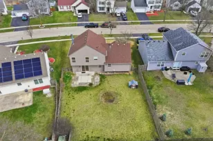 658 Anderson Dr, Lake in the Hills, IL 60156 - Photo 32