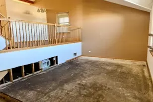 15826 Central Park Ave, Markham, IL 60428 - Photo 4