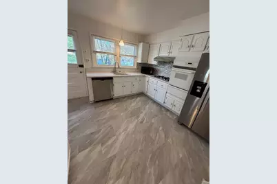 18745 Queens Road, Homewood, IL 60430 - Photo 20