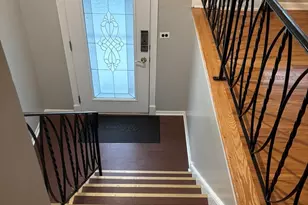 18745 Queens Rd, Homewood, IL 60430 - Photo 16