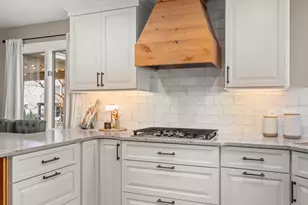 932 Foxpointe Dr, Sycamore, IL 60178 - Photo 26